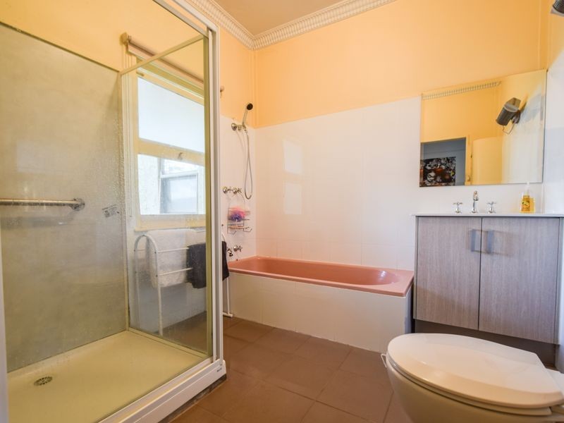 47 Nasmyth Street, Young NSW 2594