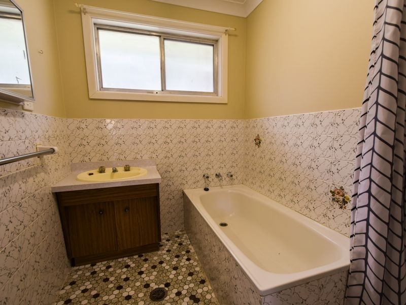 930 Monteagle Stock Route Rd Eest, Young NSW 2594