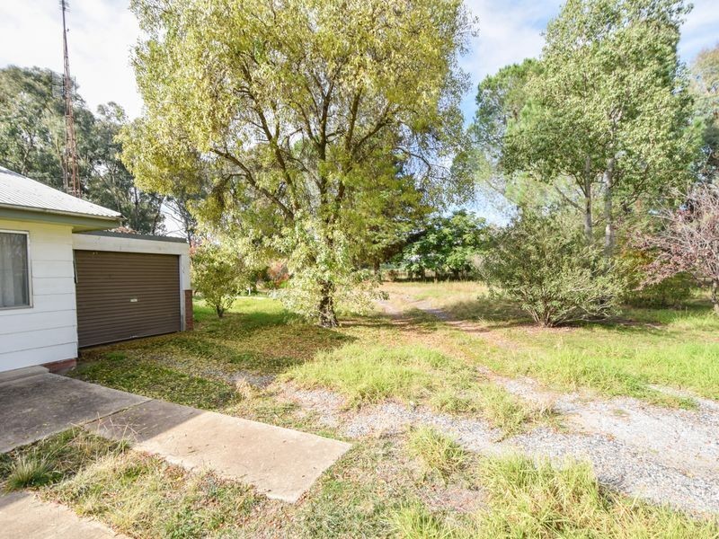 930 Monteagle Stock Route Rd Eest, Young NSW 2594