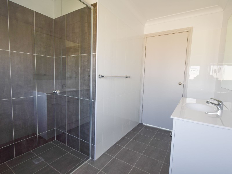 68 Jordan Place, Young NSW 2594