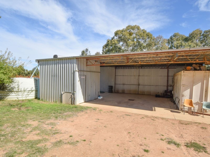 156 Caroona Road Wombat, Young NSW 2594