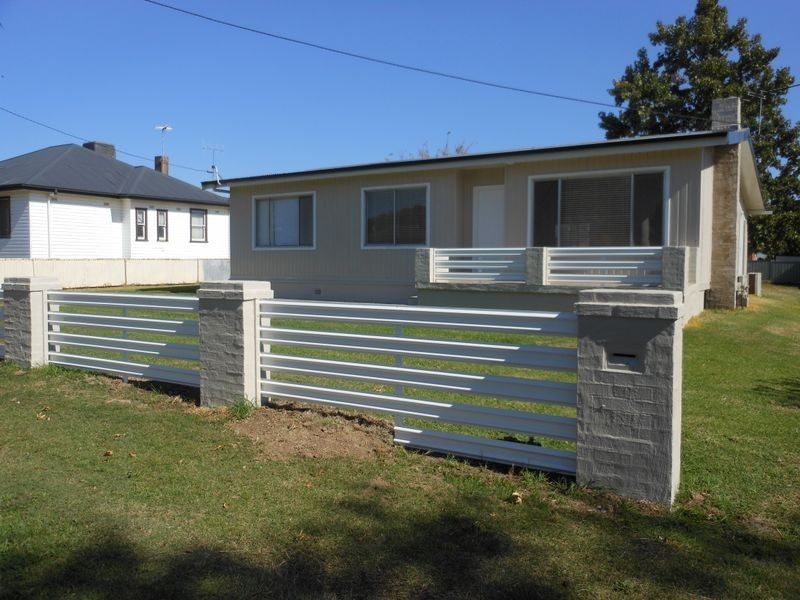 29 Thornhill Street, Young NSW 2594