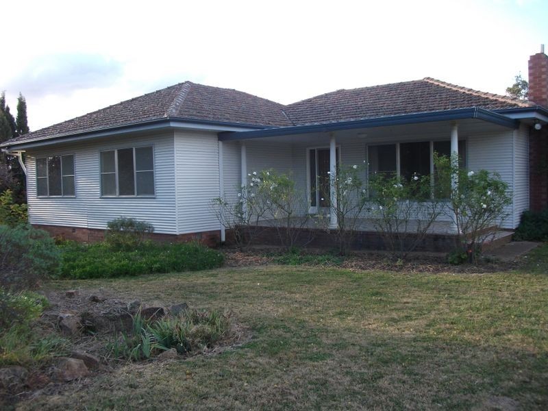 01 Old Forbes Road, Young NSW 2594