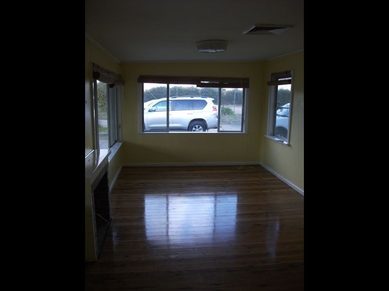 01 Old Forbes Road, Young NSW 2594