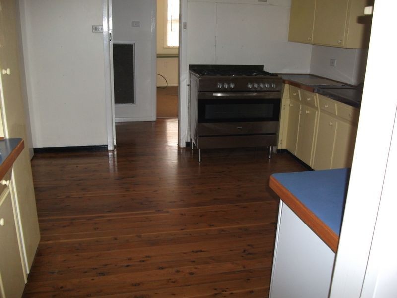 01 Old Forbes Road, Young NSW 2594