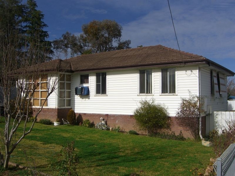 46 Orchard Street, Young NSW 2594