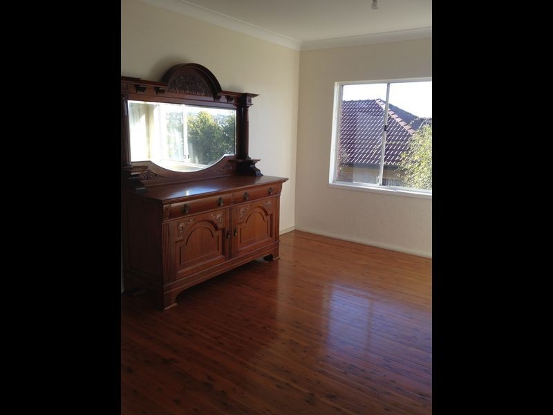 3 White Street, Young NSW 2594