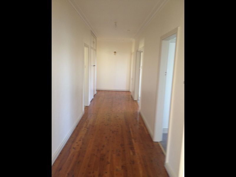 3 White Street, Young NSW 2594