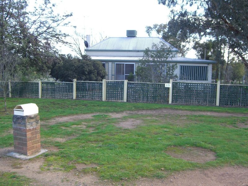 619 Olympic Highway, Young NSW 2594