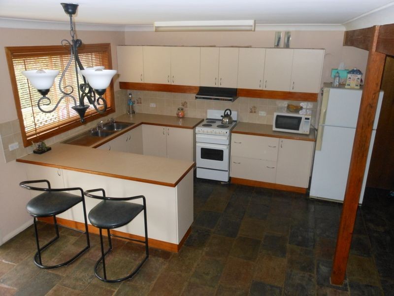 63 Victoria Gully Road, Young NSW 2594