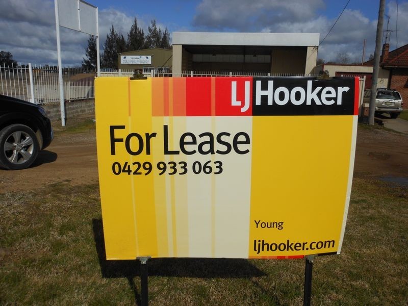 338 Boorowa Street, Young NSW 2594