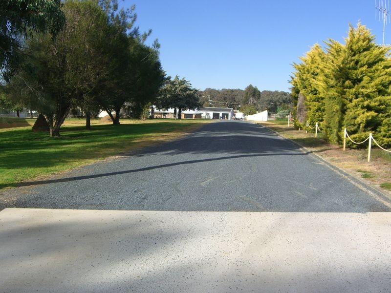 96 Wombat Street, Young NSW 2594