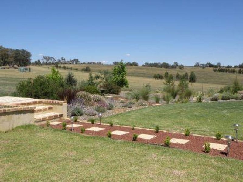 3846 Murringo Road, Young NSW 2594
