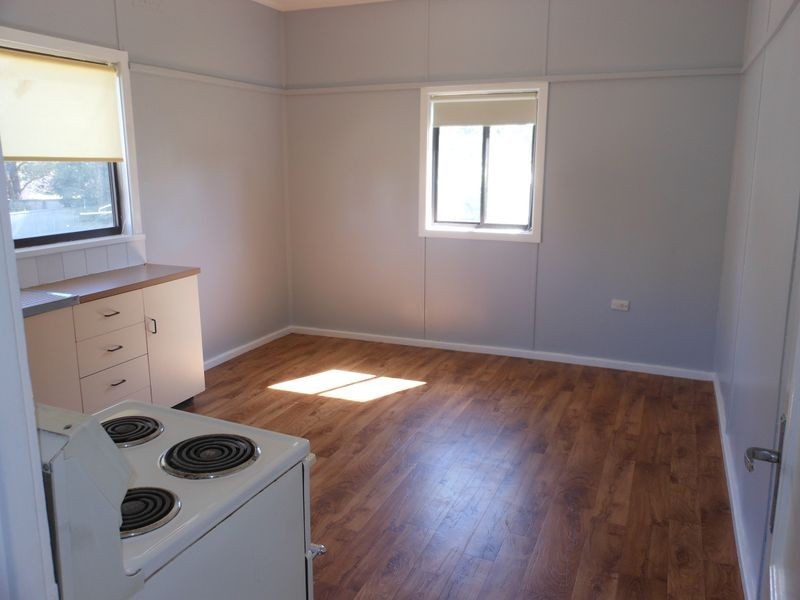 17 Musgrave Street, Young NSW 2594