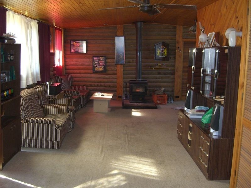 87 Blackett Avenue, Young NSW 2594