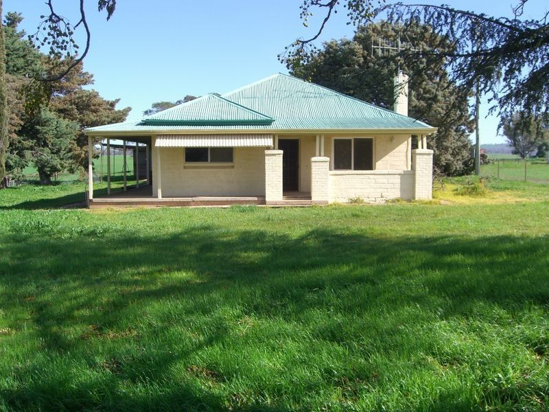 ROSE VALLE 91 Mountain View Road, Young NSW 2594