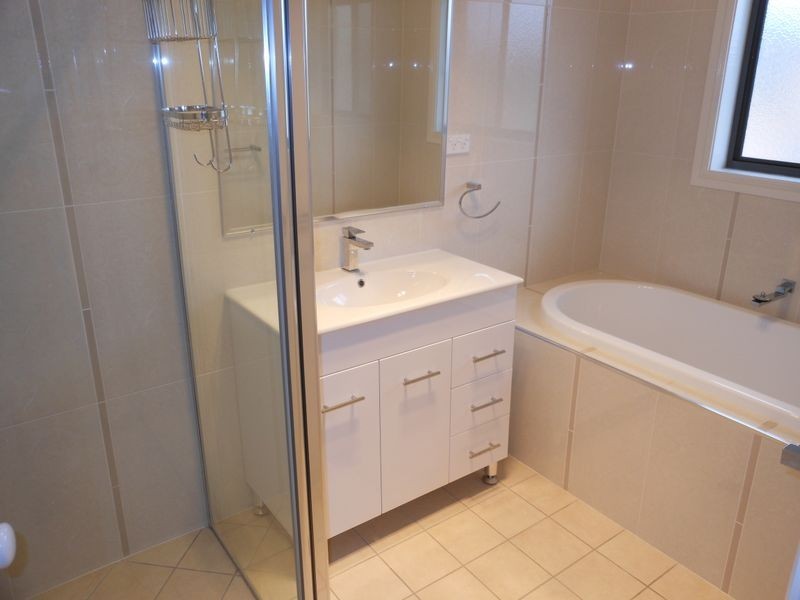 55 Templemore St, Young NSW 2594