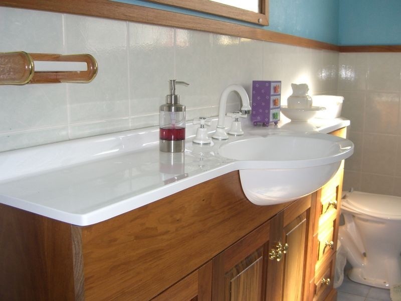 11 Sam Place, Young NSW 2594