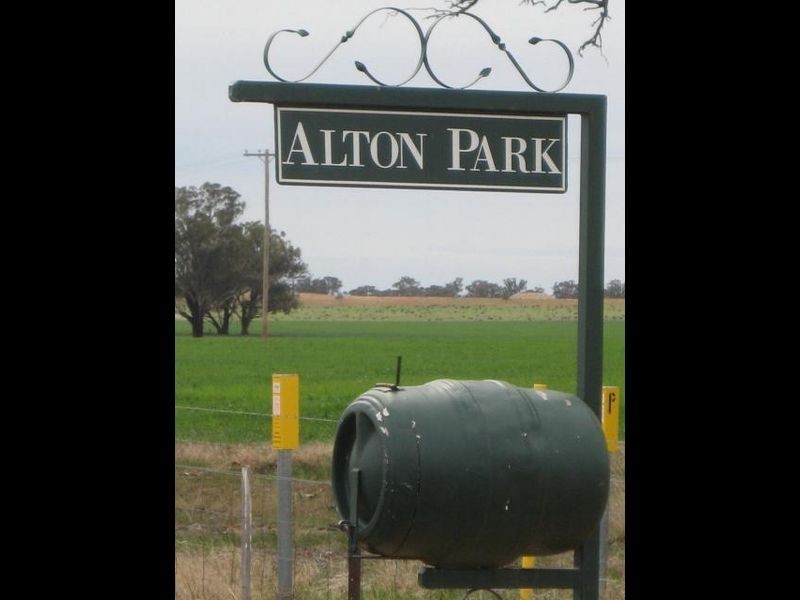 00 ALTON PARK Schillers Road, Young NSW 2594