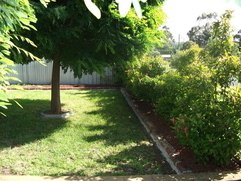 9 Yass Street, Young NSW 2594