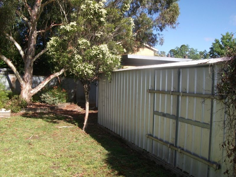 9 Yass Street, Young NSW 2594