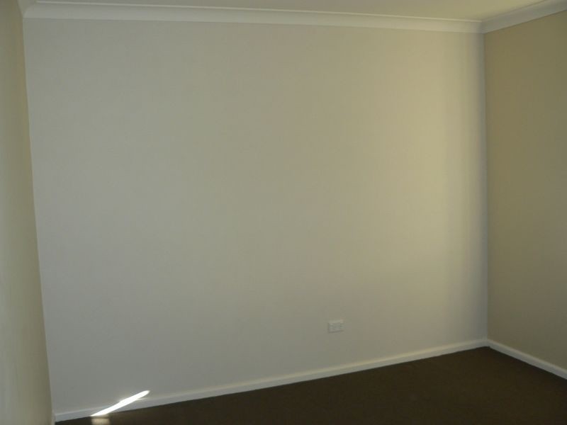 24 Murringo Street, Young NSW 2594