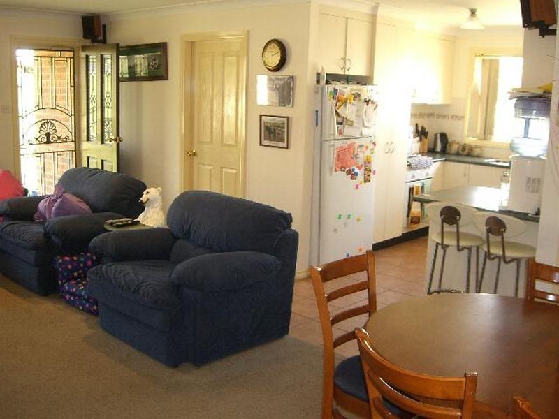 1/51 Templemore Street, Young NSW 2594