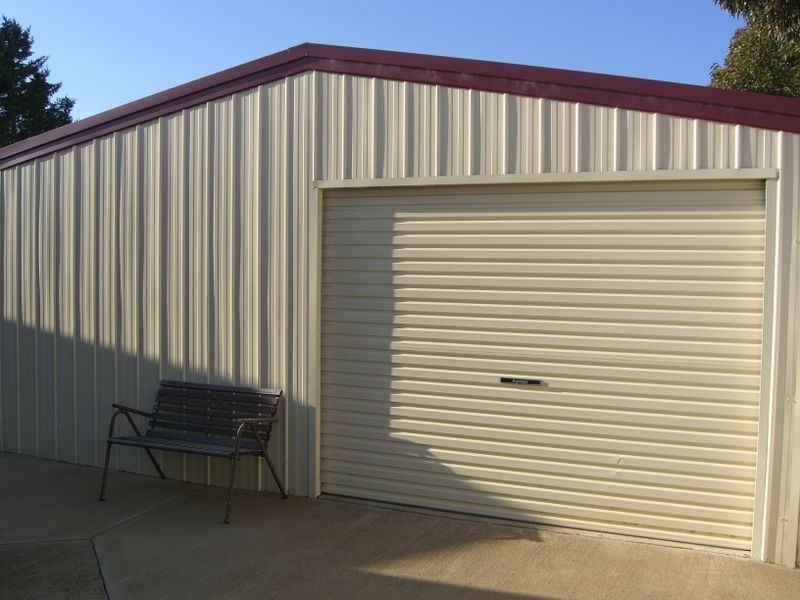 36 Pineview Circuit, Young NSW 2594