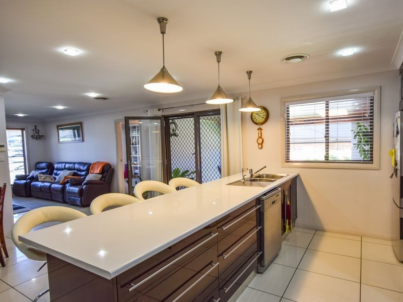 1 Settlers Place, Young NSW 2594