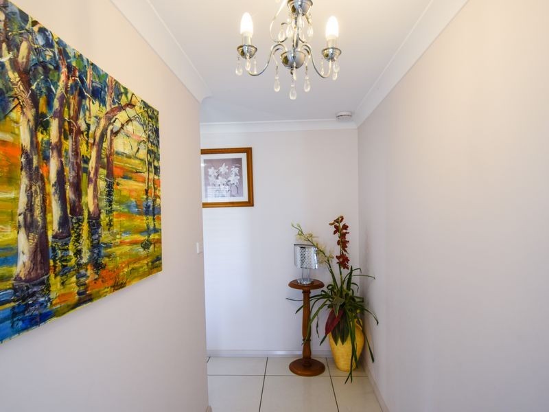 1 Settlers Place, Young NSW 2594