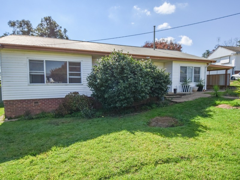 3 Nasmyth Street, Young NSW 2594