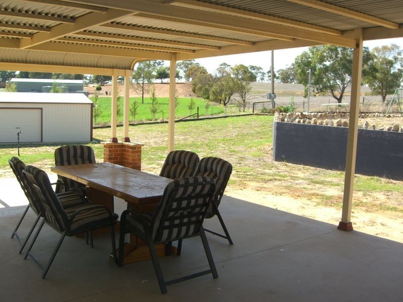 109 Kellys Road, Young NSW 2594