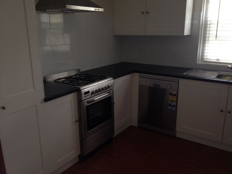 1 Blackett Avenue, Young NSW 2594