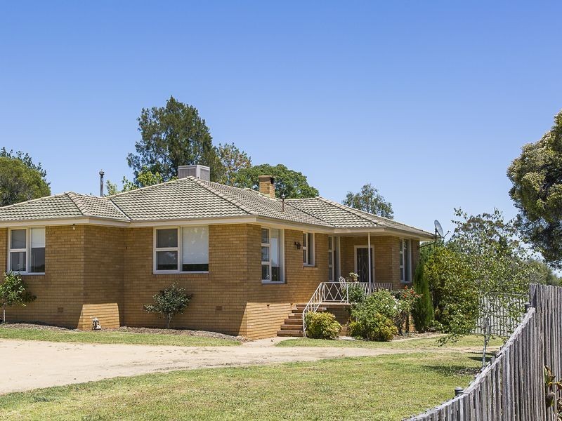 53 Hills Street, Young NSW 2594