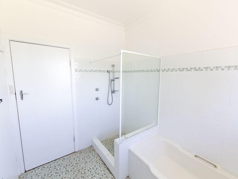 53 Hills Street, Young NSW 2594