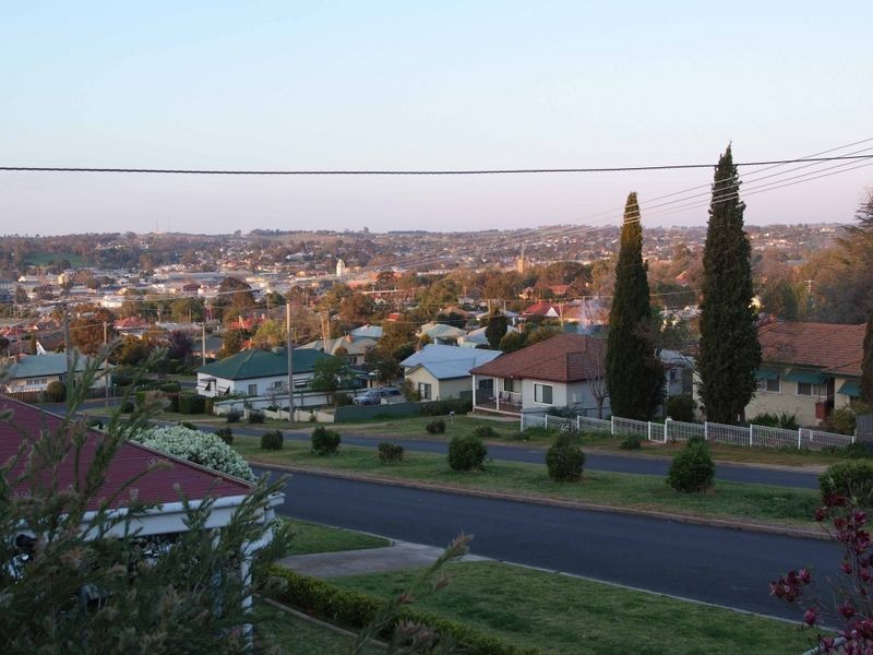 11 White Street, Young NSW 2594