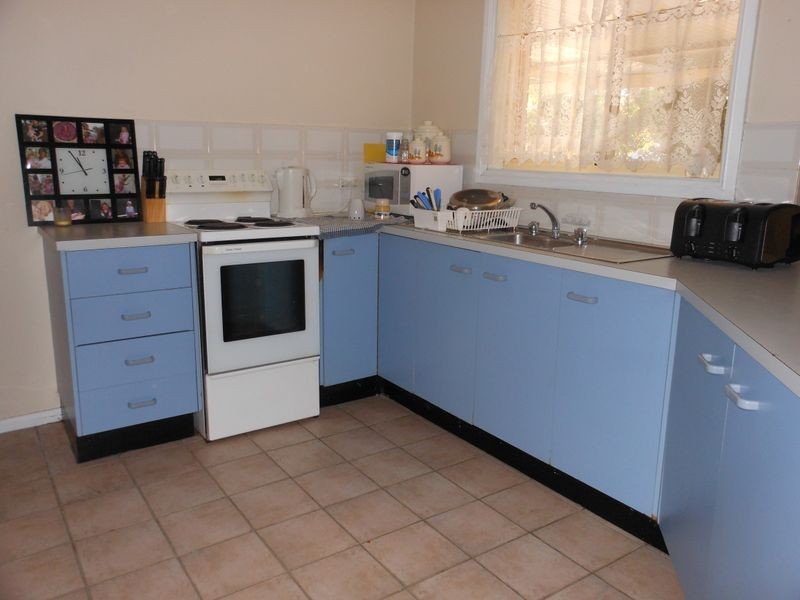 7 Jimmy Noonan Place, Young NSW 2594