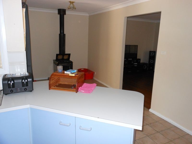 7 Jimmy Noonan Place, Young NSW 2594