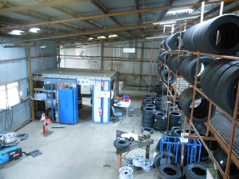 28 Zouch Street, Young NSW 2594