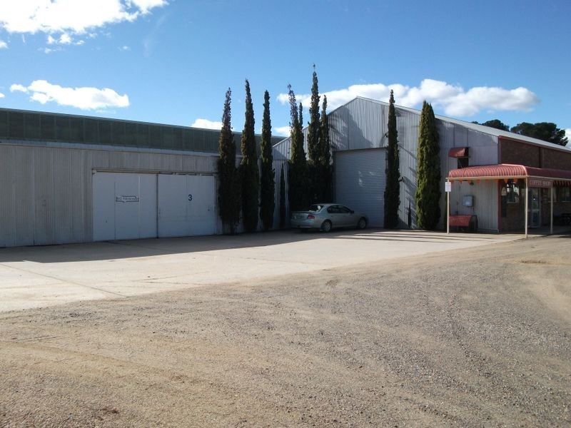 CHERRYHAVE Olympic Way North, Young NSW 2594