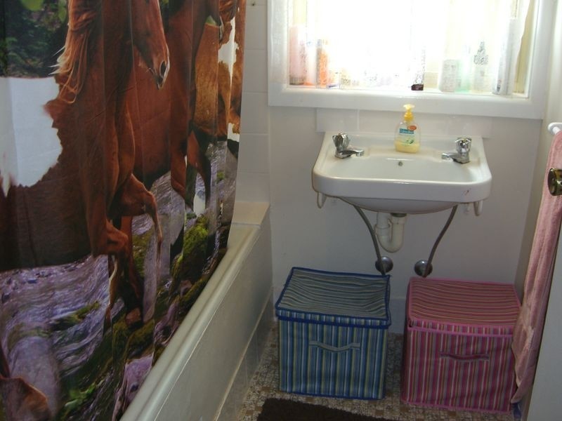 18 Musgrave, Young NSW 2594