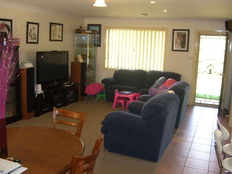 1/51 Templemore Street, Young NSW 2594