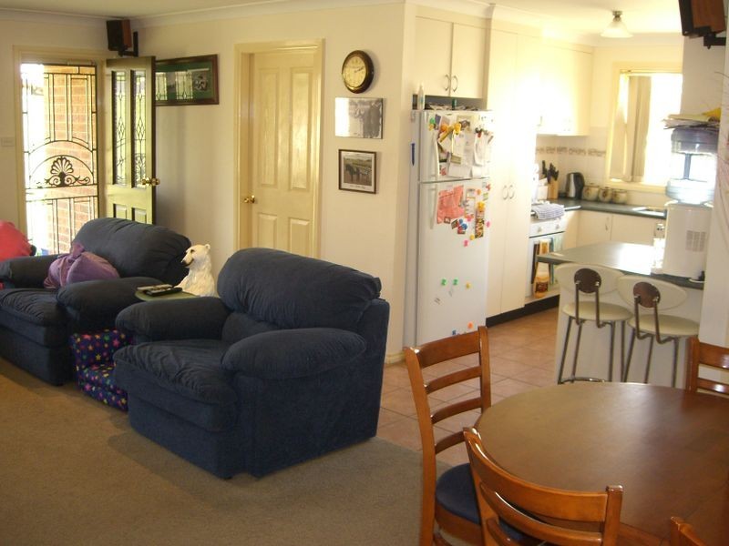 1/51 Templemore Street, Young NSW 2594
