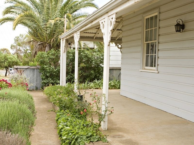 131 Albury Street, Harden NSW 2587