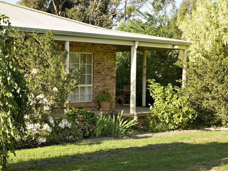 226 Willawong Street, Young NSW 2594