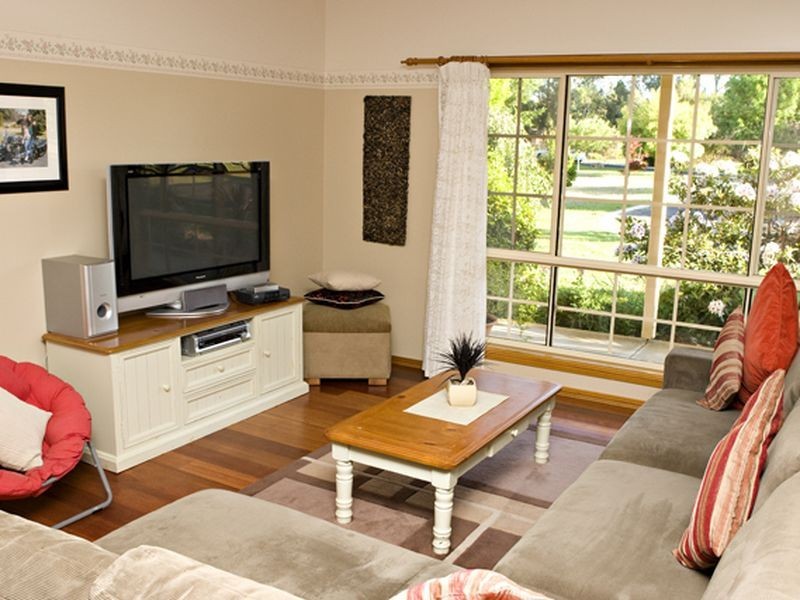 226 Willawong Street, Young NSW 2594