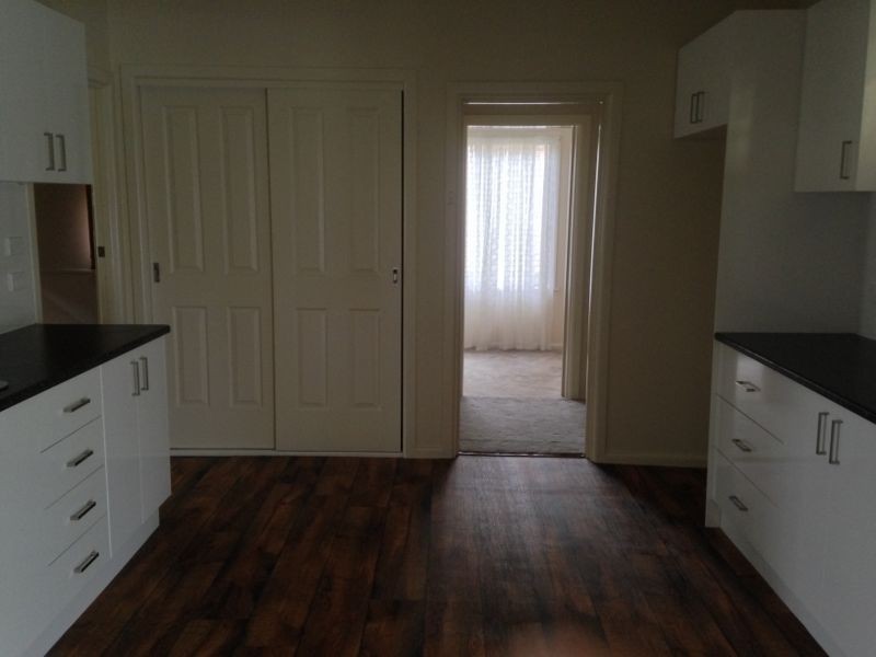 98 Wombat Street, Young NSW 2594