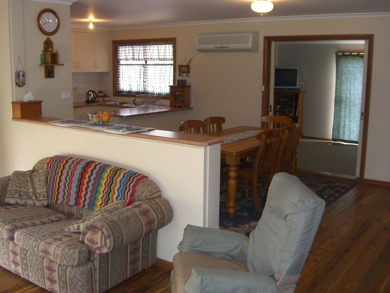 48 Saines Estate Road, Young NSW 2594