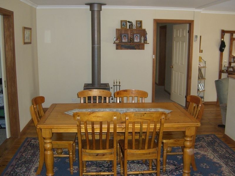 48 Saines Estate Road, Young NSW 2594