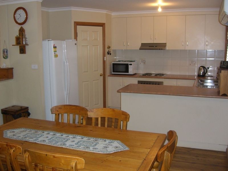 48 Saines Estate Road, Young NSW 2594